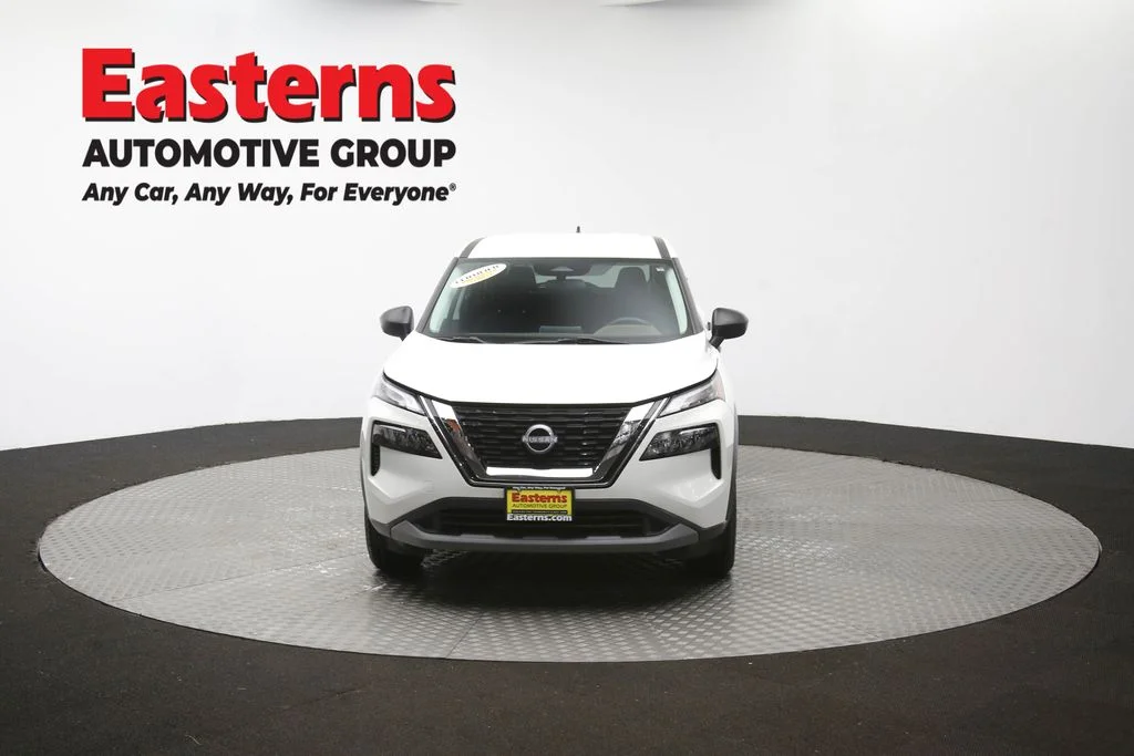 Used 2023 White Nissan S image 54