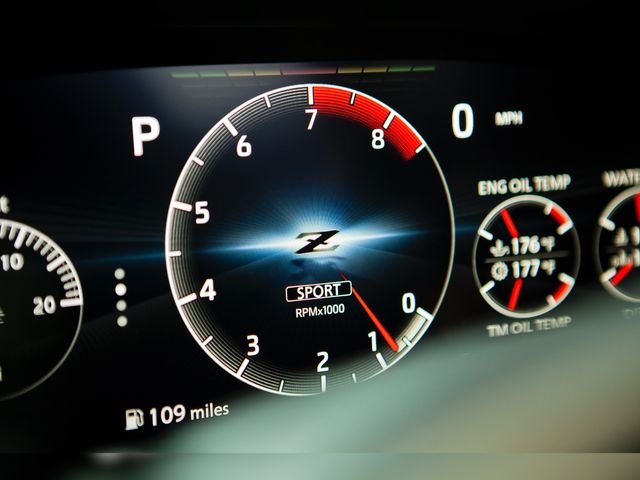 Used 2024 Gray Nissan Performance image 9