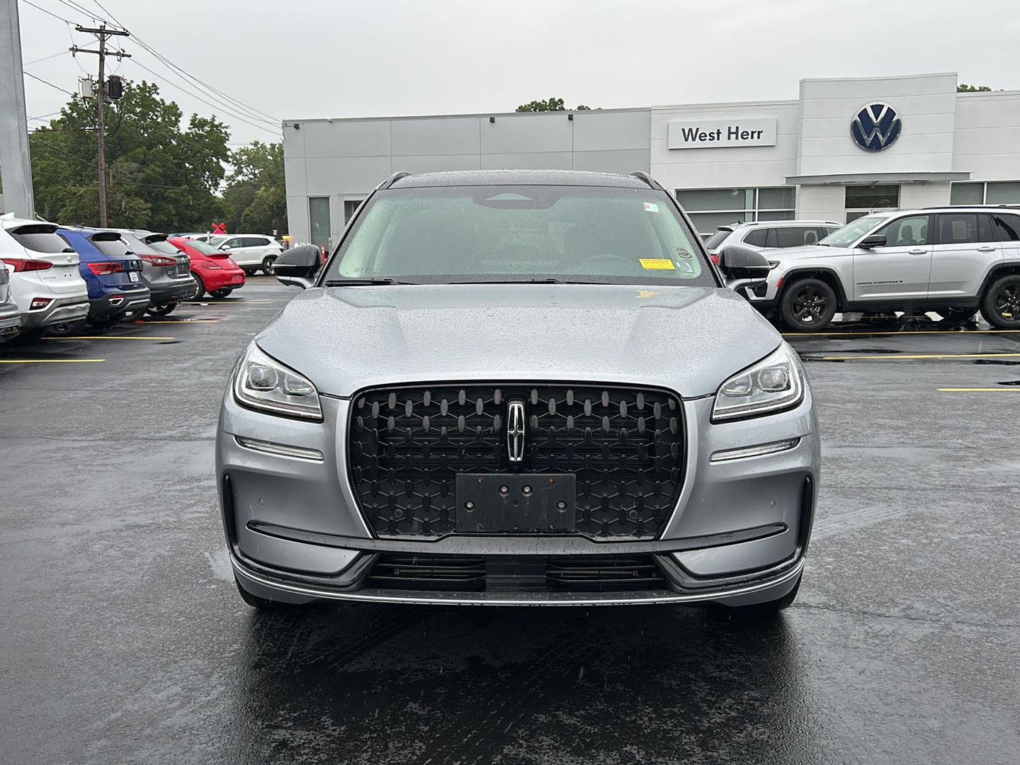 Used 2023 Silver Radiance Lincoln Reserve image 2