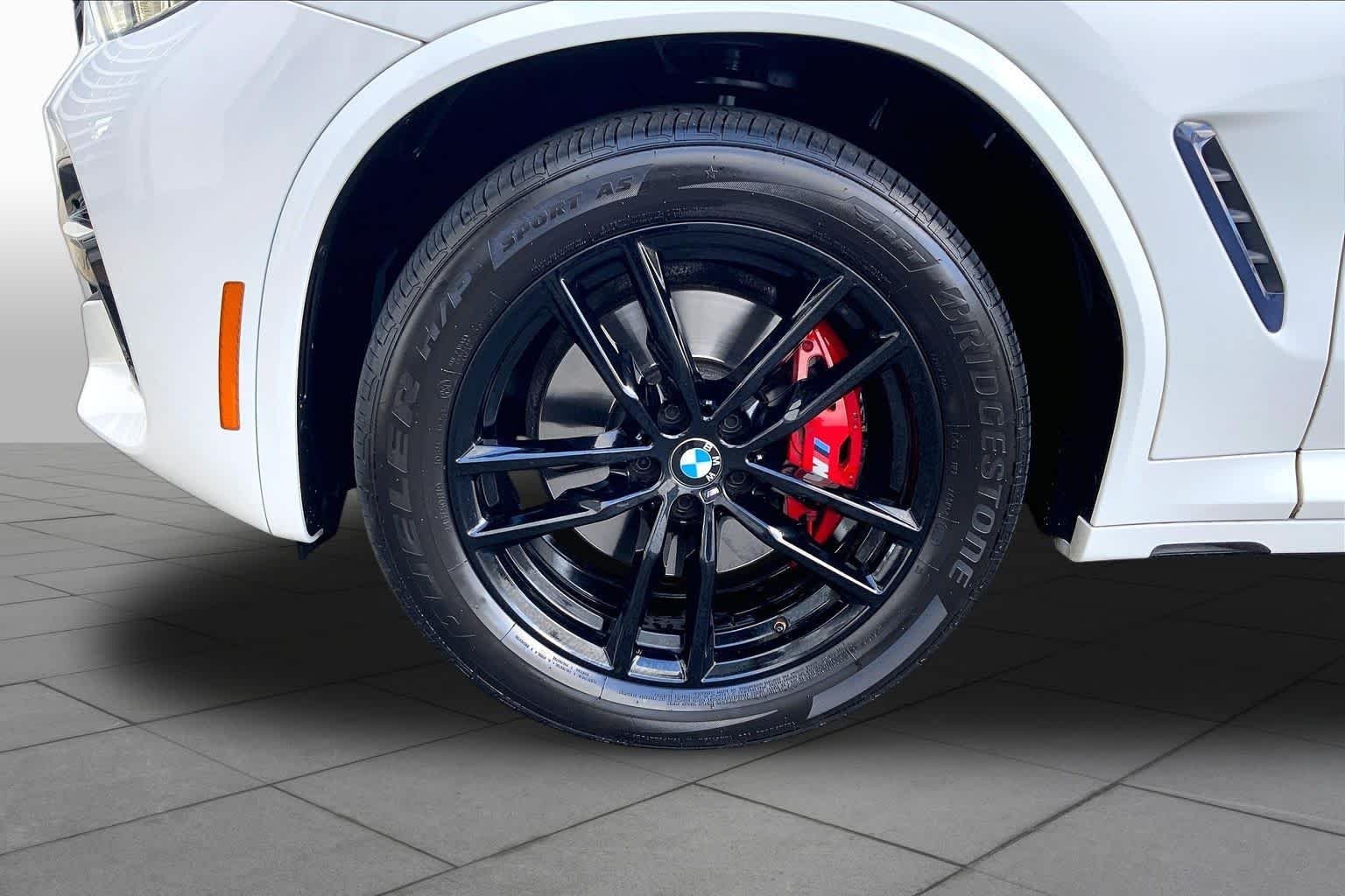 Used 2021 Alpine White BMW M40i image 10