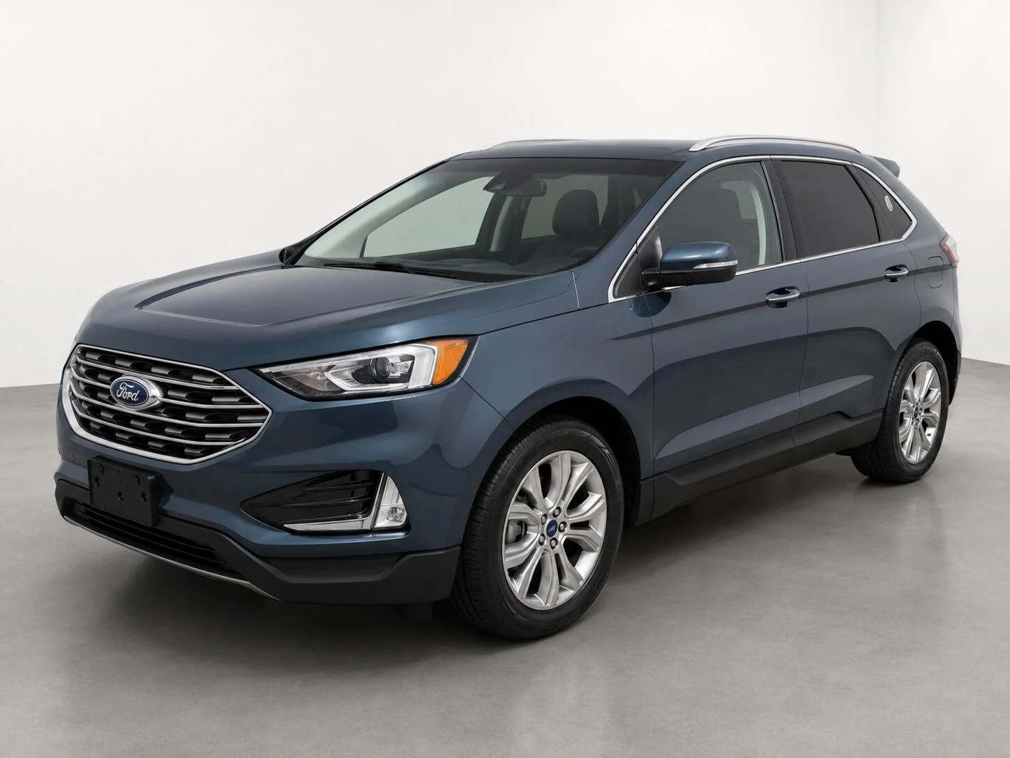 Used 2019 Baltic Sea Green Metallic Ford Titanium image 1