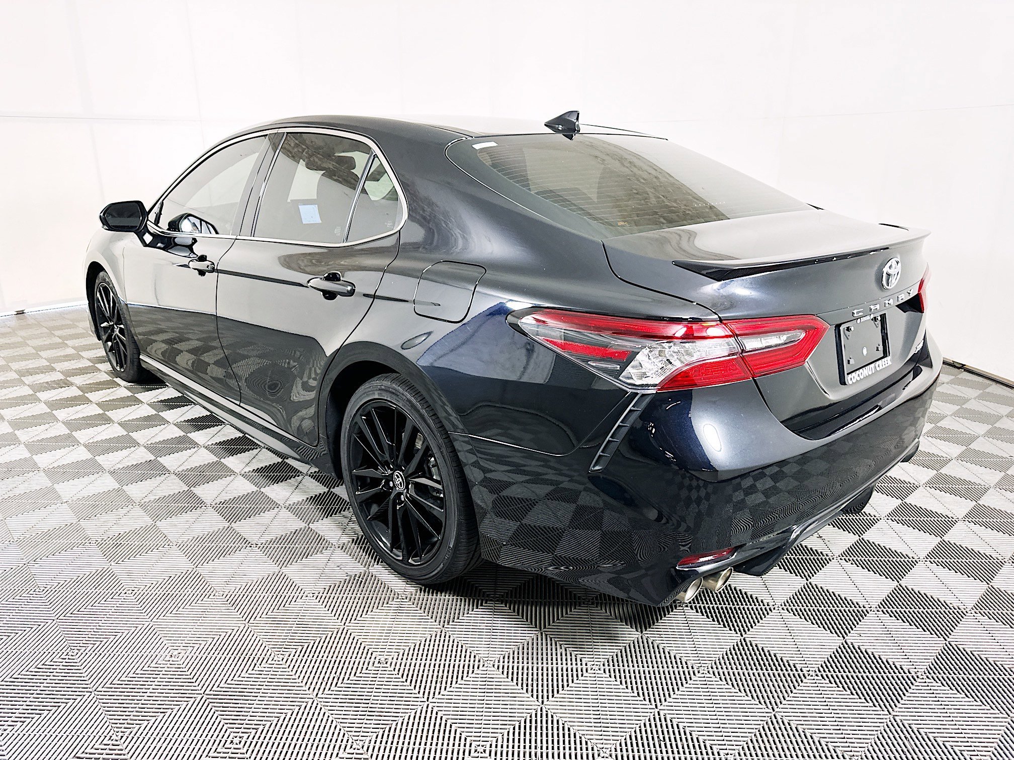 Used 2023 Midnight Black Metallic Toyota XSE image 5