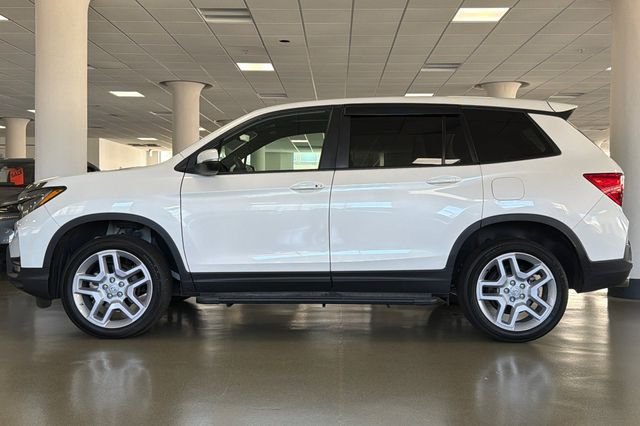 Used 2024 Platinum White Pearl Honda EX-L image 10