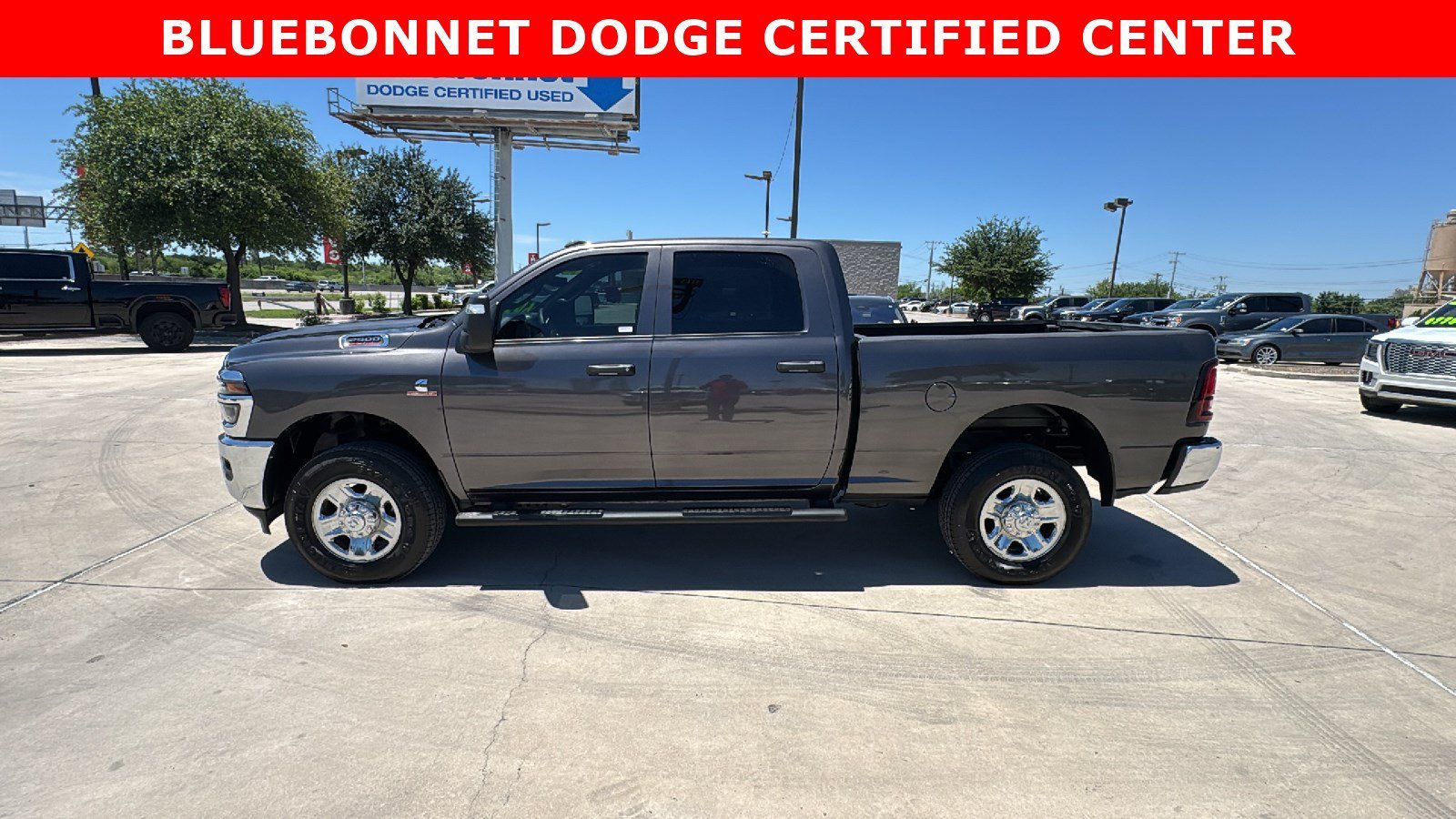 Used 2025 Granite Crystal Metallic Clearcoat Ram Tradesman image 8