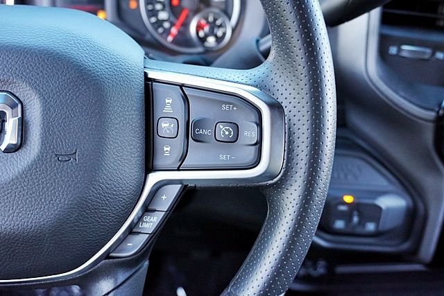 New 2026 Granite Crystal Metallic Clear-Coat Exterior Paint RAM Tradesman image 41