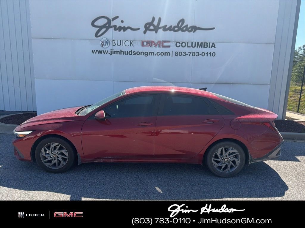 2024 Hyundai Elantra 2.0 SEL IVT's photo