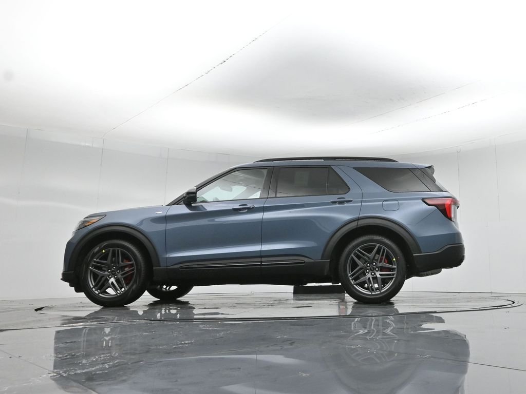 New 2026 Vapor Blue Metallic Ford ST-Line image 52
