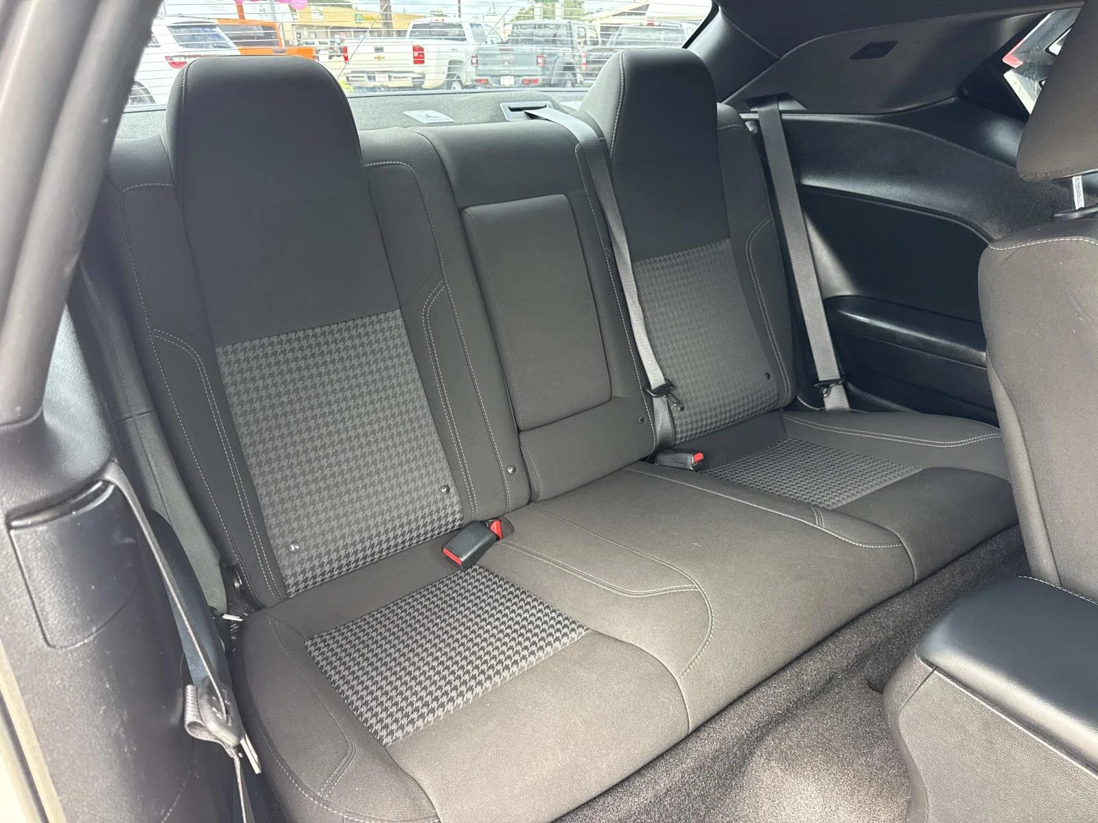 Used 2022 Triple Nickel Clearcoat Dodge SXT image 9