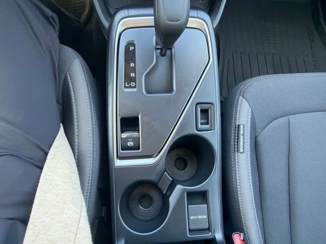 Used 2025 Blue Subaru Base image 19