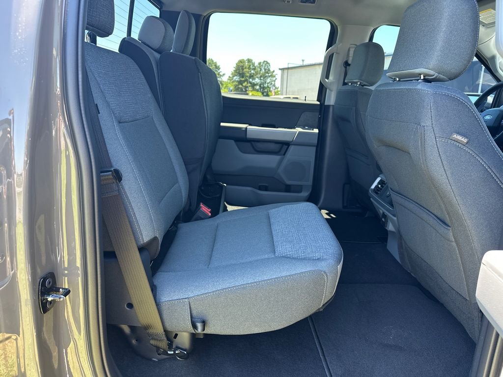 New 2026 Marsh Gray Ford XLT image 15