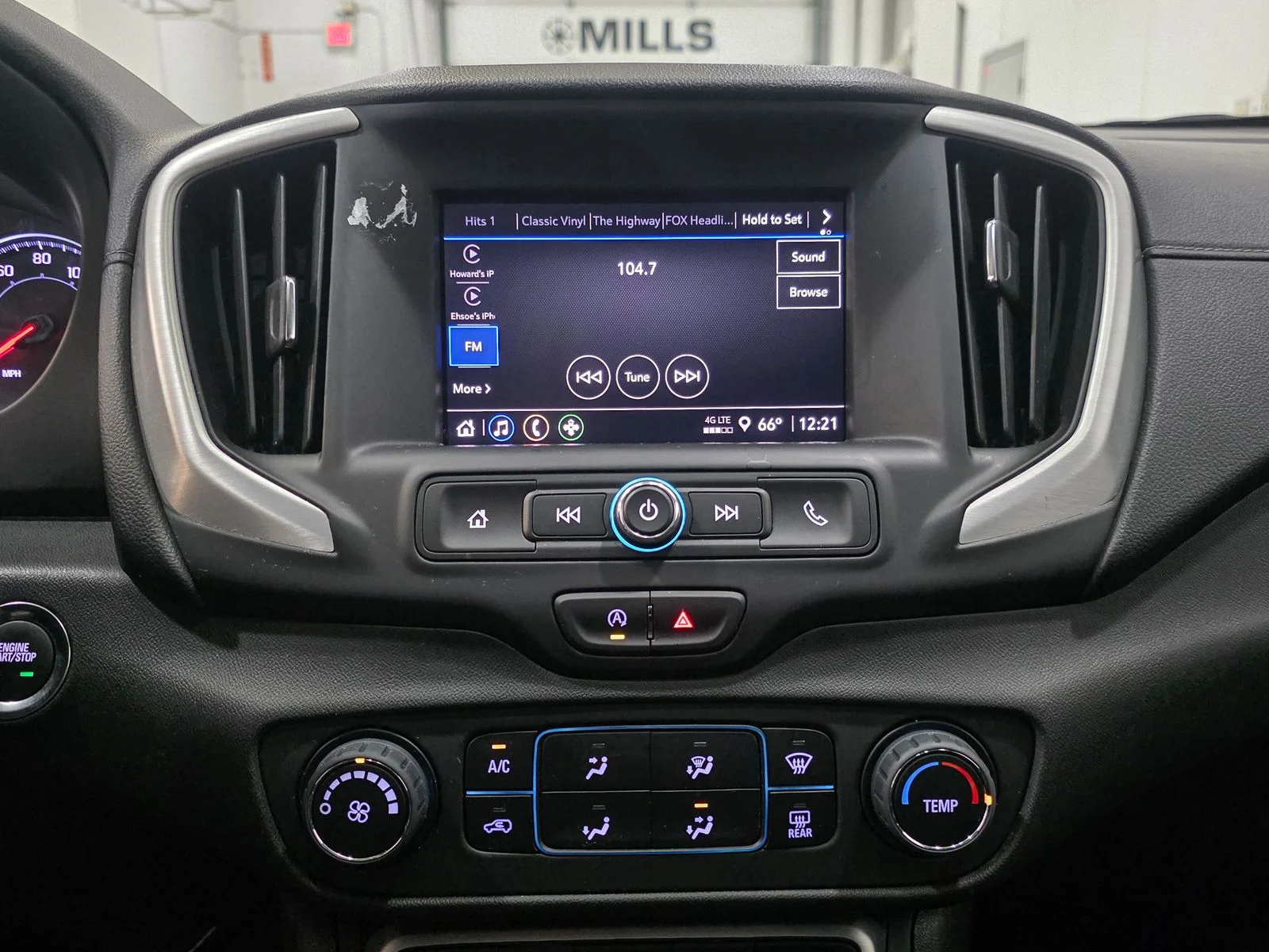 Used 2024 Black GMC SLE image 29