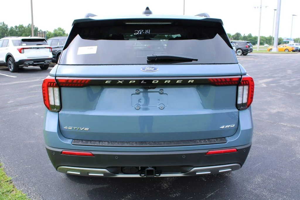 New 2026 Vapor Blue Metallic Ford Active image 8