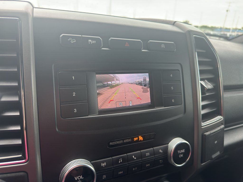 Used 2018 Shadow Black Ford XLT image 12