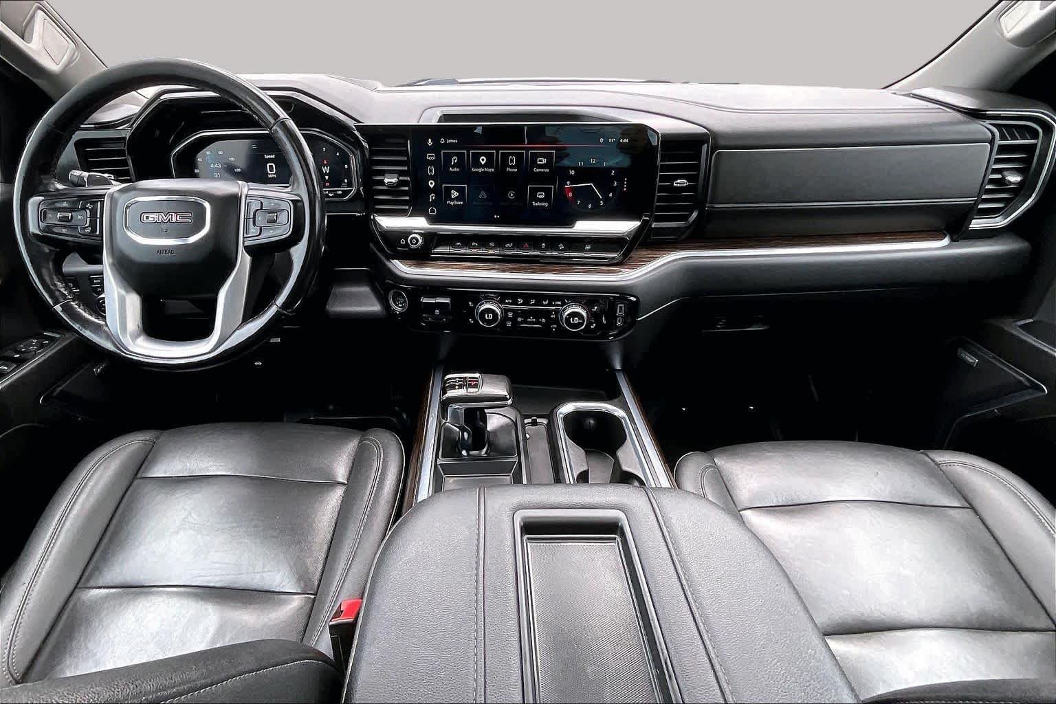 Used 2022 Titanium Rush Metallic GMC Elevation image 14