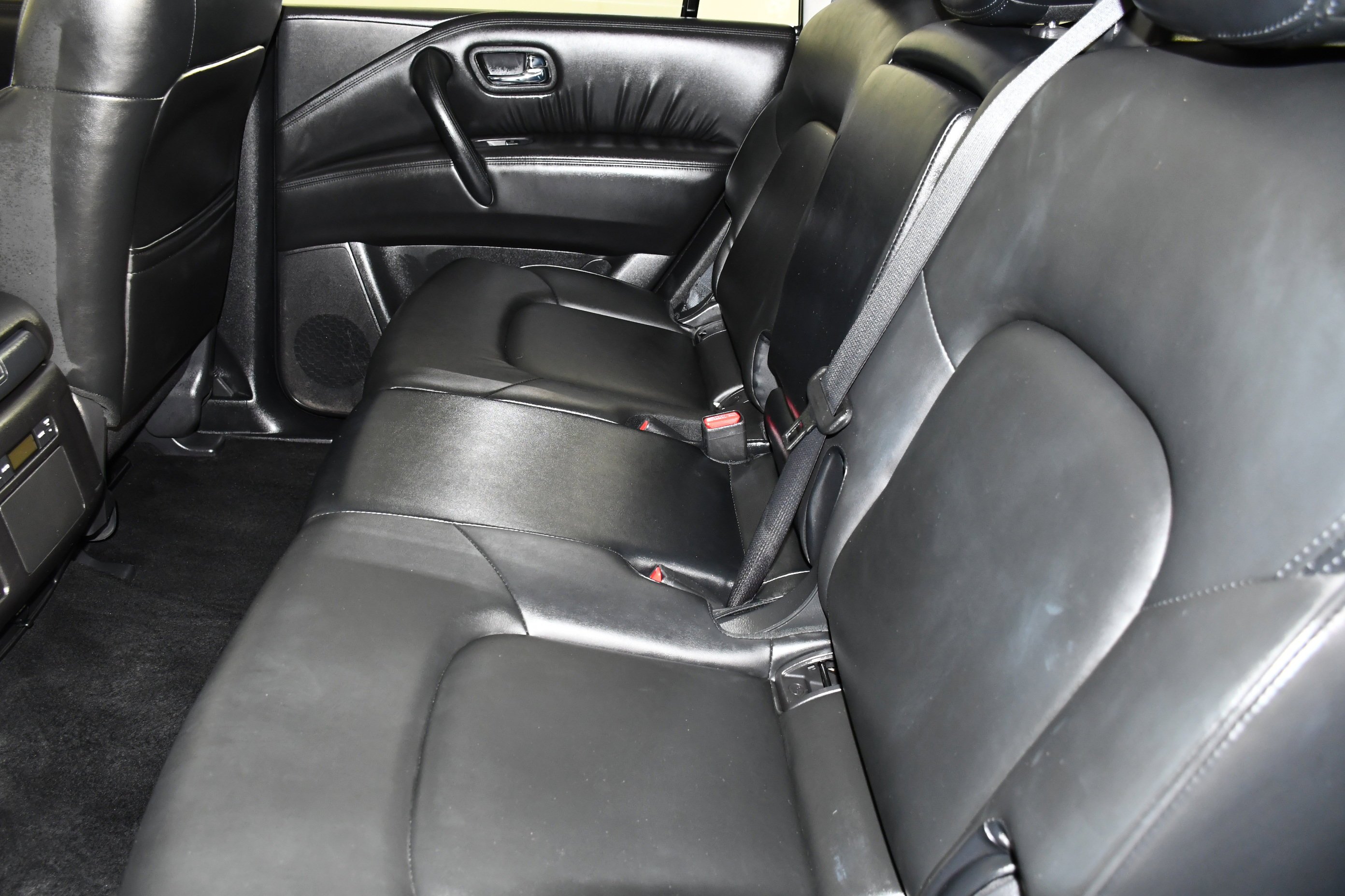 Used 2024 Brilliant Silver Metallic Nissan SV image 50