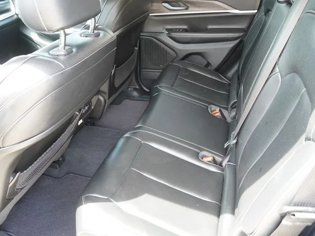 Certified Used 2024 White Jeep Limited image 12