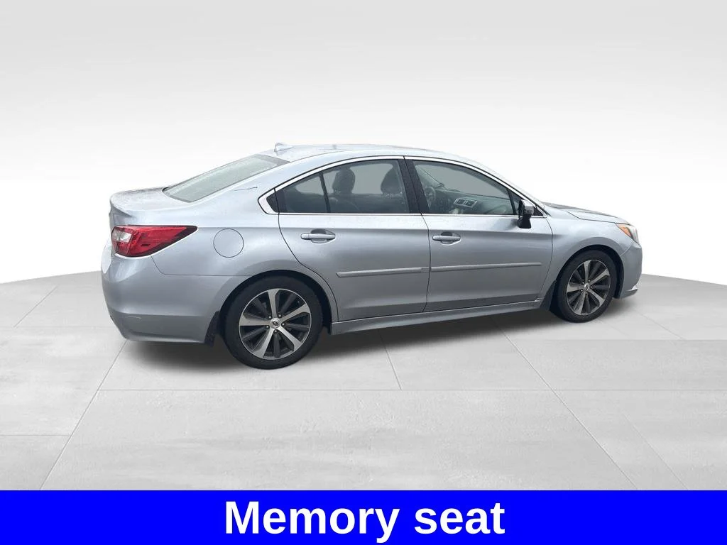 Used 2017 Silver Subaru 2.5i image 6