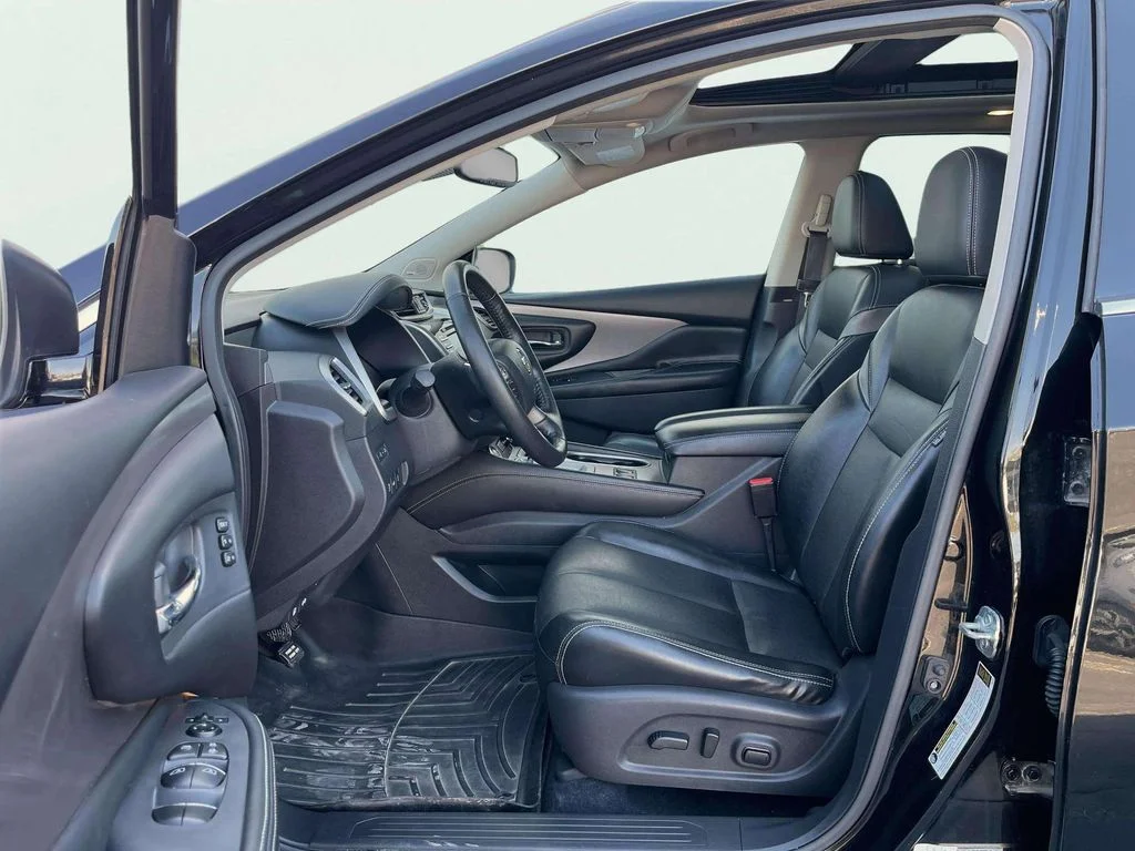 Used 2021 Magnetic Black Pearl Nissan SL image 24