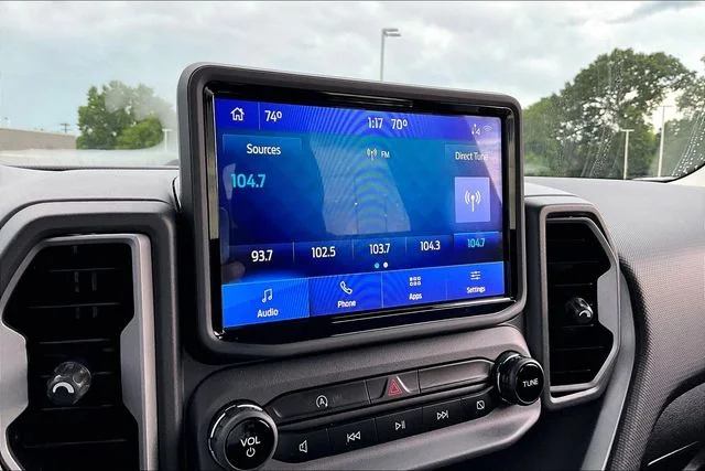 Used 2022 White Ford Big Bend image 22