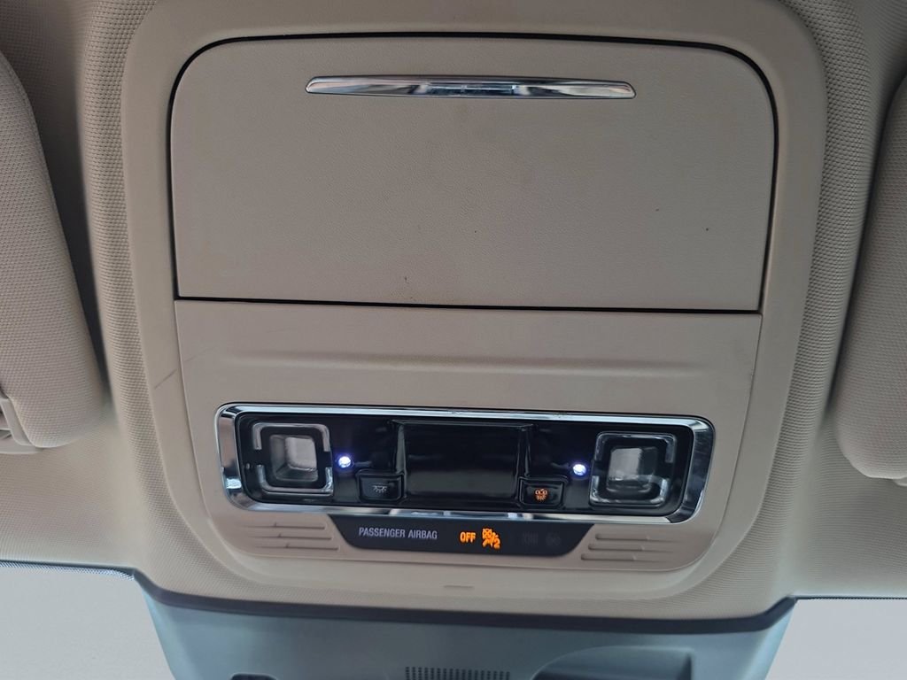 Used 2020 Ceramic White Lincoln Standard image 26