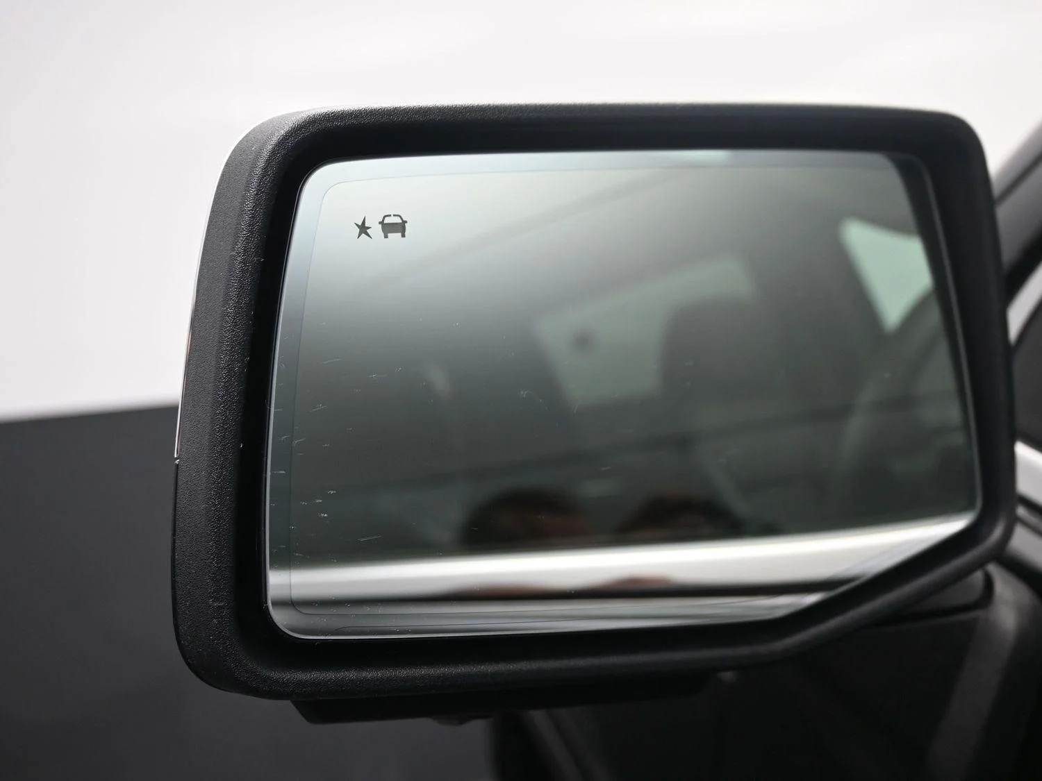 Used 2023 Onyx Black GMC Denali image 21