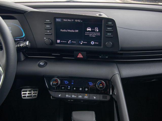 New 2026 White Hyundai SEL Sport Premium image 22