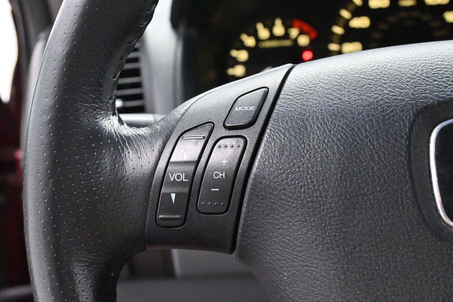 Used 2006 Red Honda EX-L V6 AT image 17