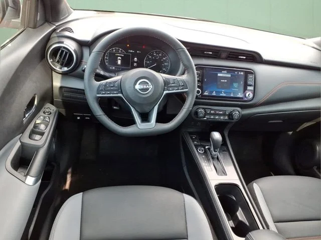 Used 2023 Orange Nissan SR image 18