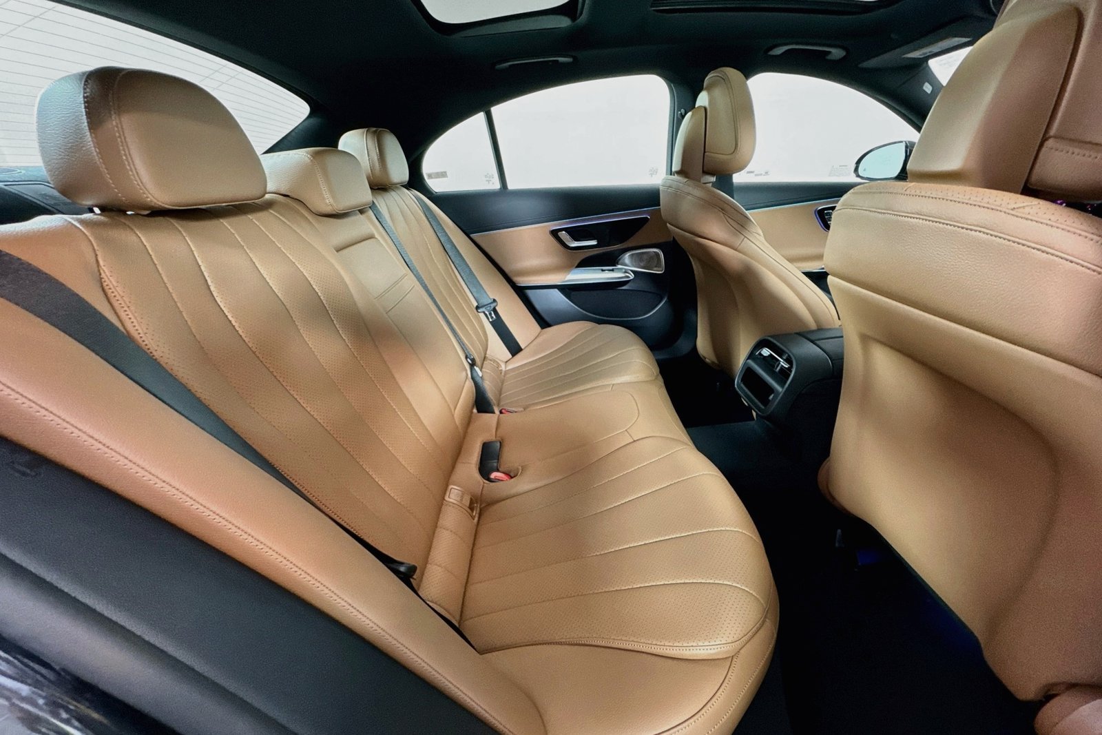 New 2027 Graphite Grey Metallic Mercedes-Benz E 450 image 25