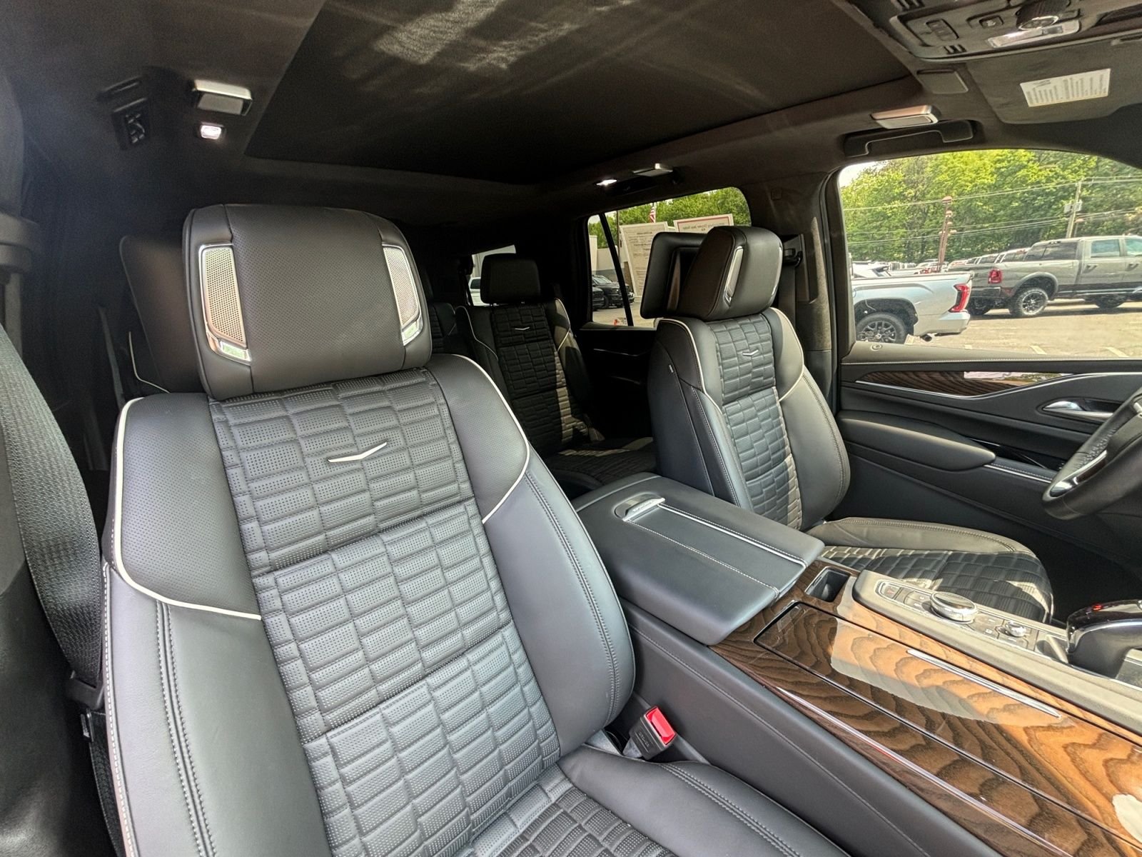 Used 2024 Gray Cadillac Sport Platinum image 16