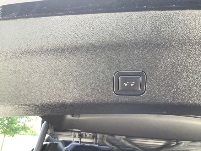 Used 2023 Ash Chevrolet Premier image 15