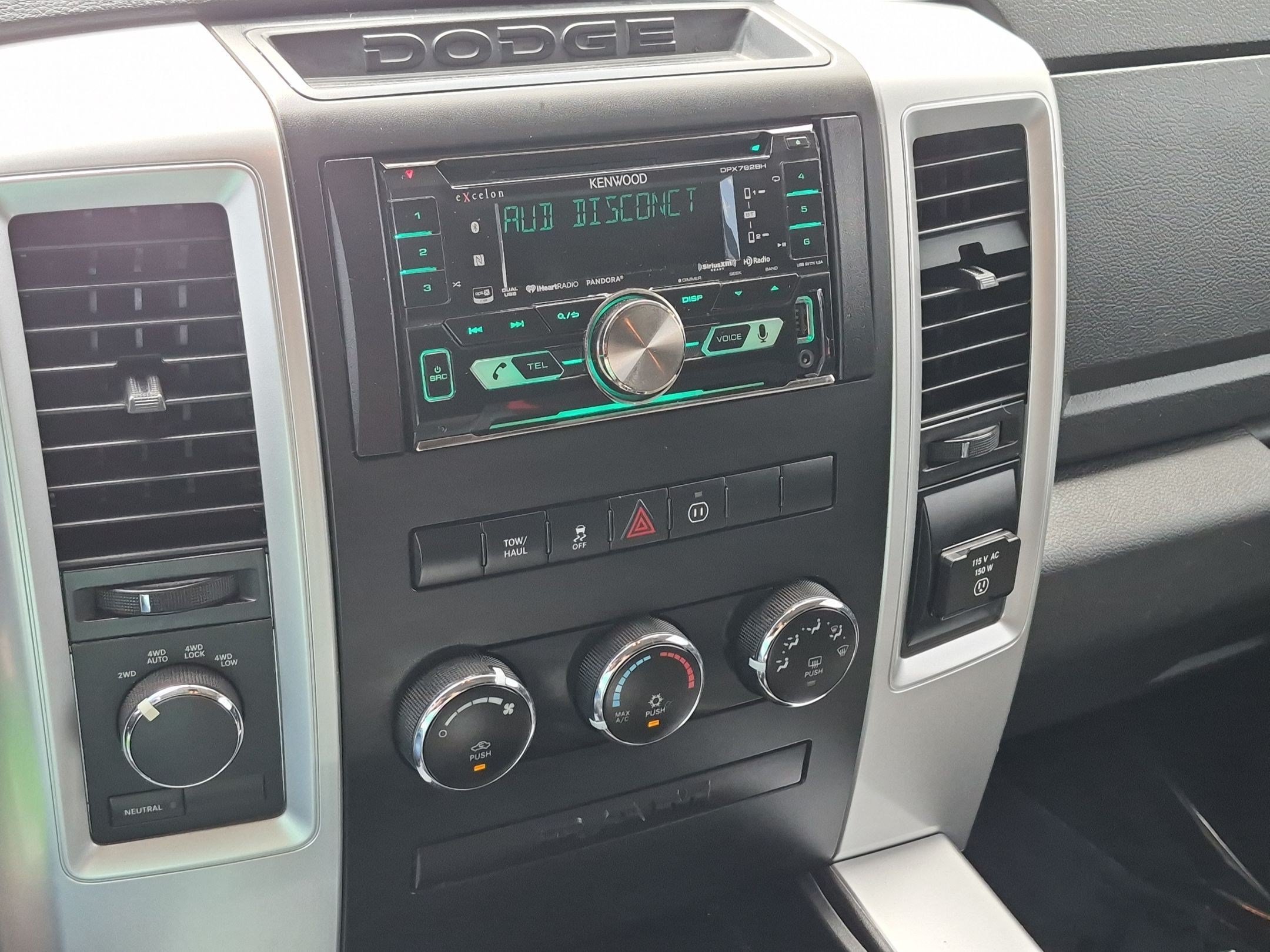 Used 2012  Ram Sport image 23