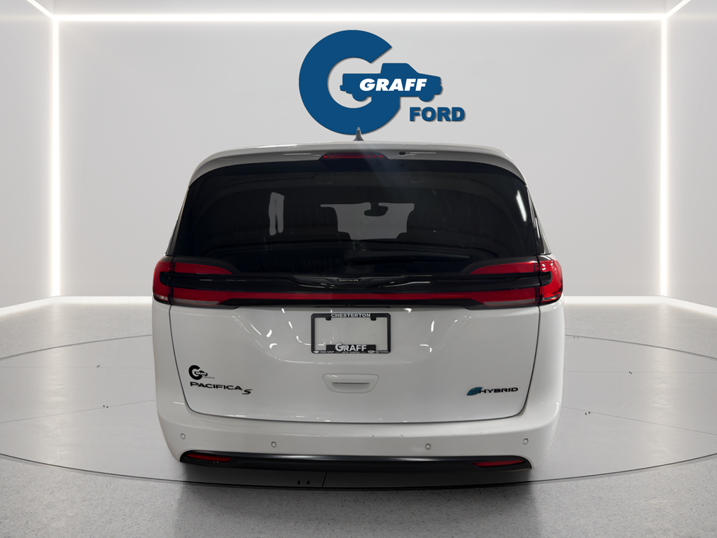 Used 2024 White Chrysler Select S Appearance image 8