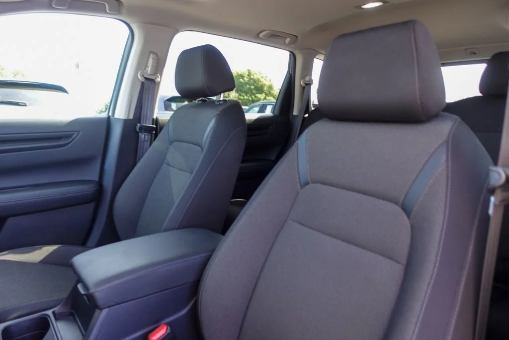 Used 2025 Meteorite Gray Metallic Honda EX image 24