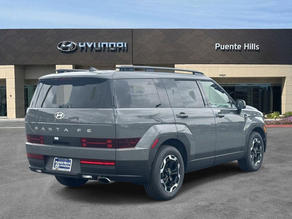 New 2026 Gray Hyundai SEL FWD image 4