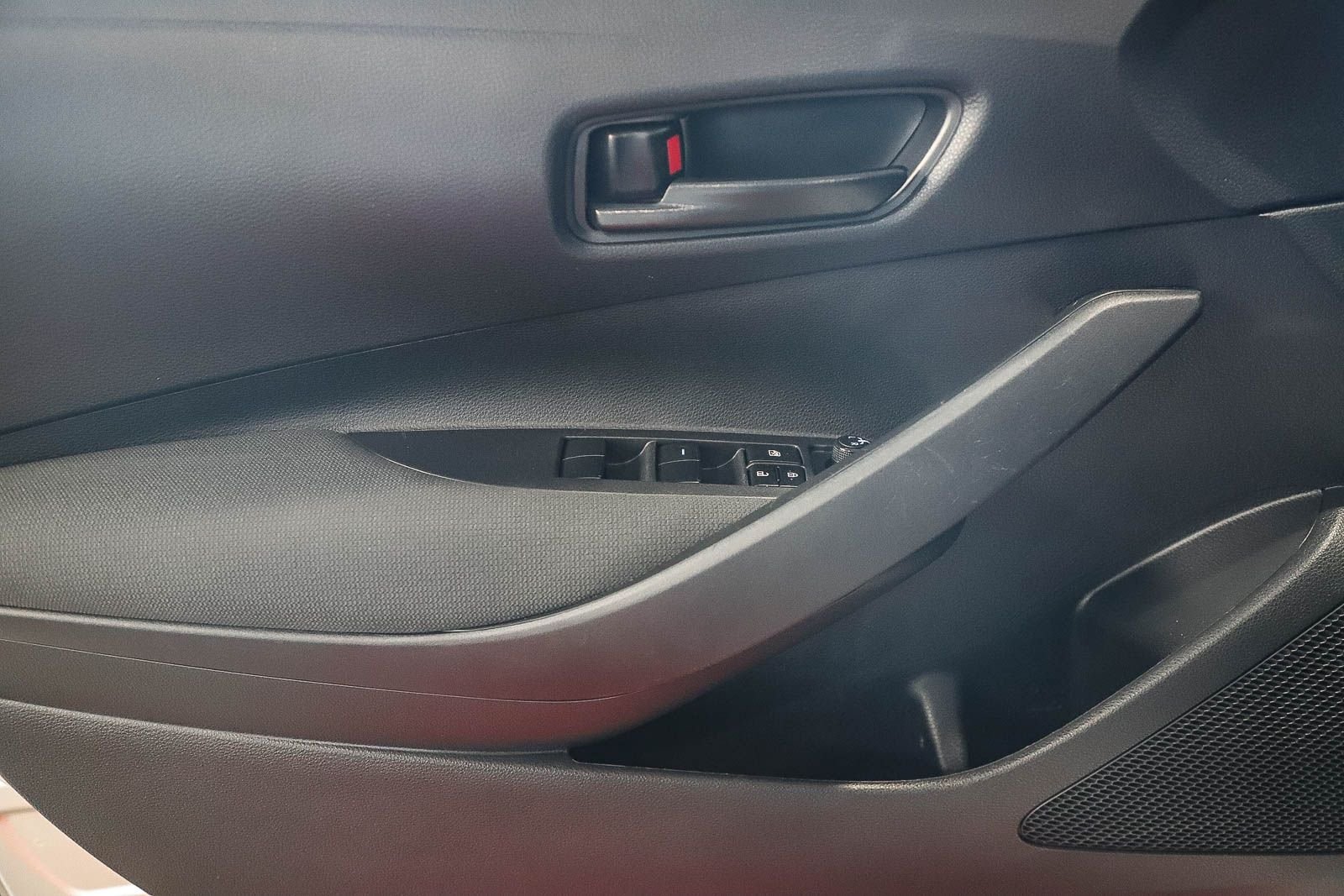 Certified Used 2024 Silver Toyota LE image 19