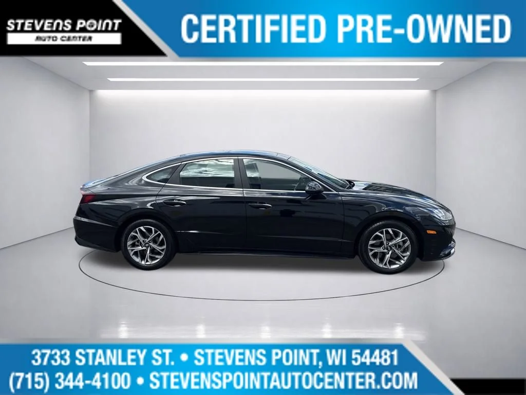 Used 2023 Onyx Black Hyundai SEL image 10