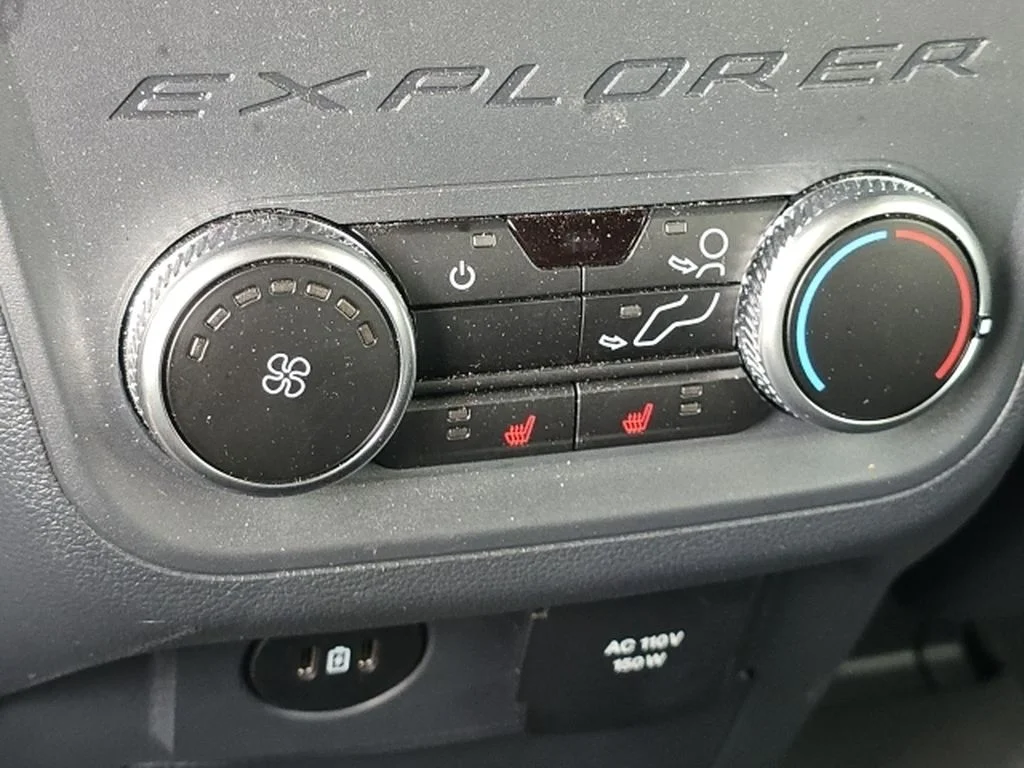 2025 Ford Explorer ST-LINE - Photo 12