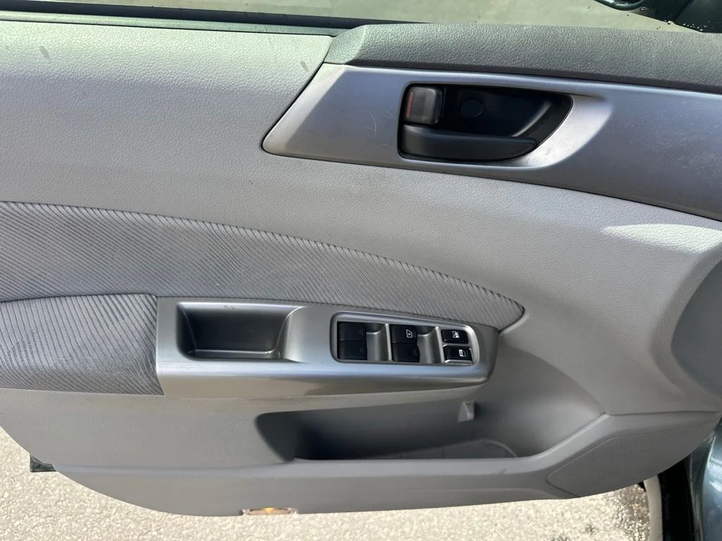 Used 2010 Green Subaru 2.5X image 20