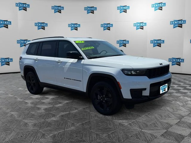 Certified Used 2023 White Jeep Altitude image 8