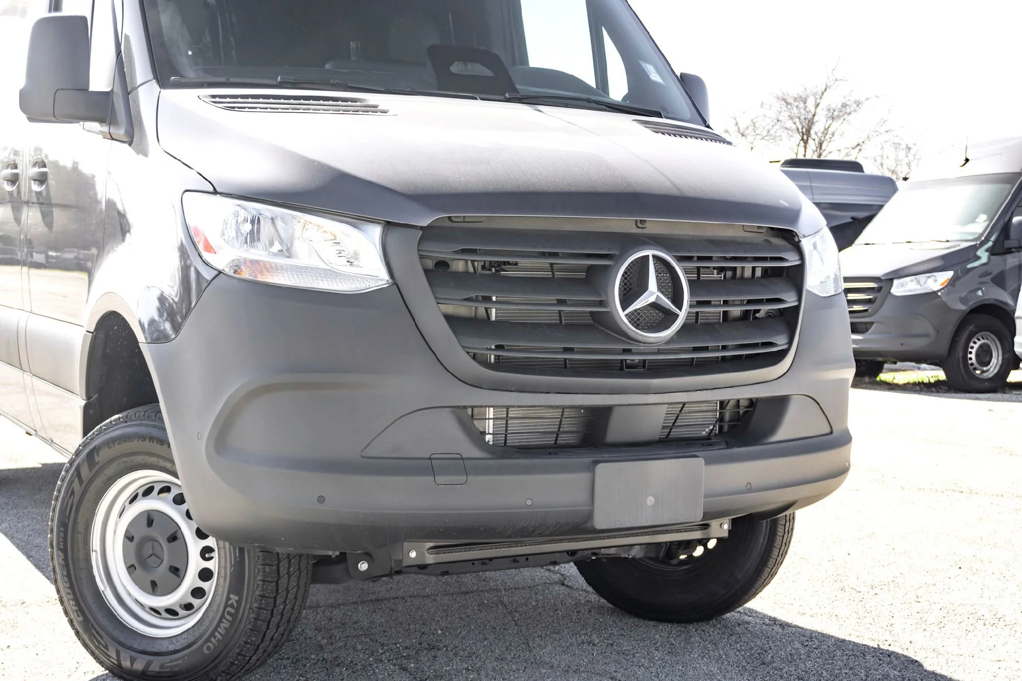 New 2025  Mercedes-Benz Cargo 144 WB image 3