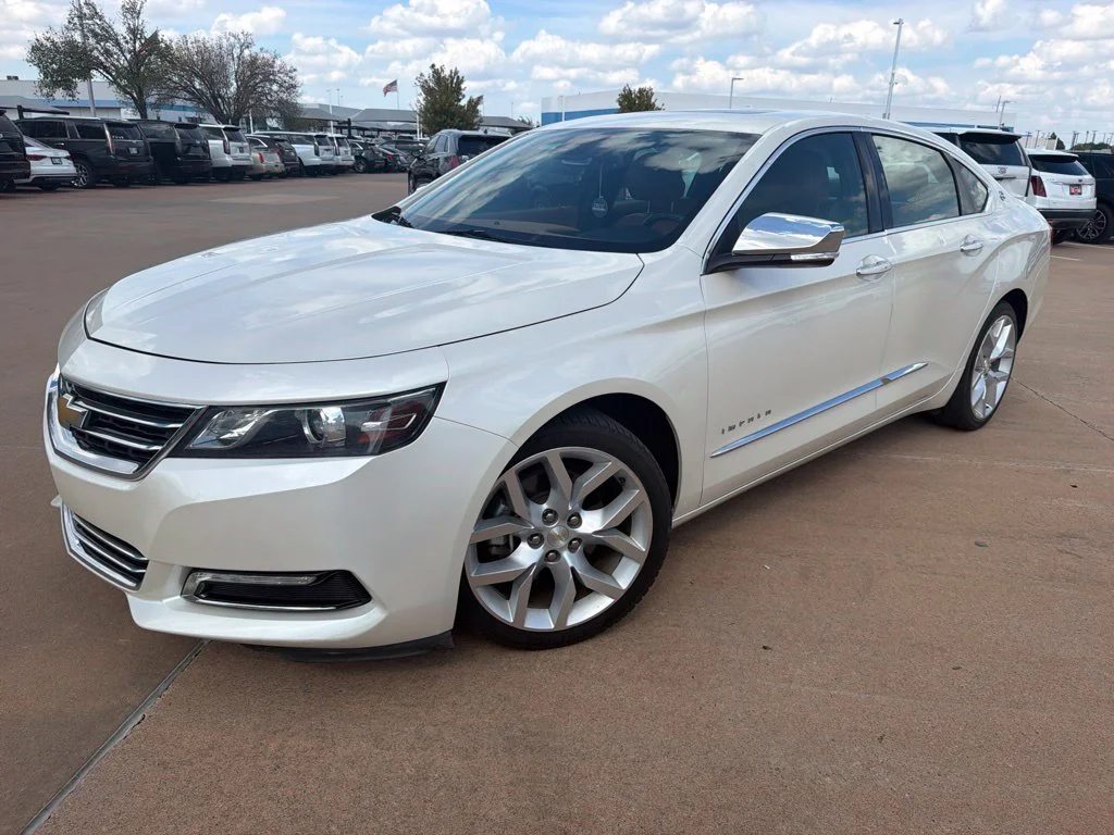 Used 2014 White Chevrolet LTZ image 1