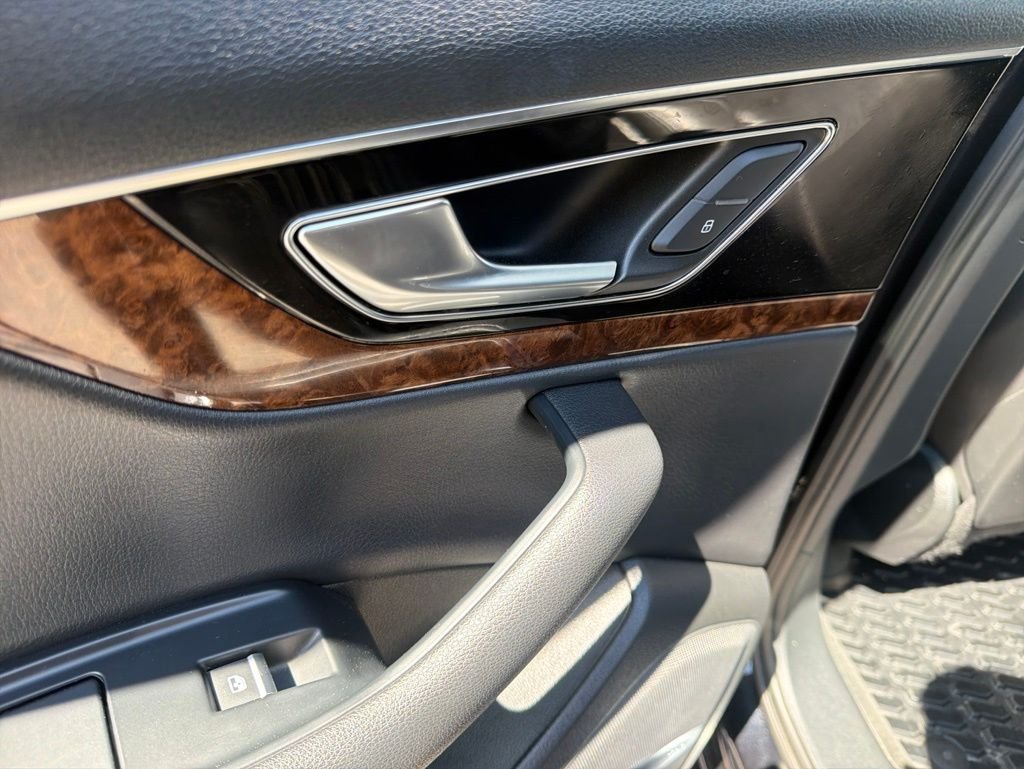 Used 2018  Audi 3.0T Prestige image 23