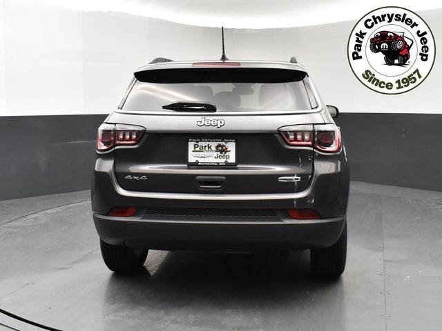 Used 2022 Jeep Compass Latitude with VIN 3C4NJDBB0NT234156 for sale in Burnsville, Minnesota
