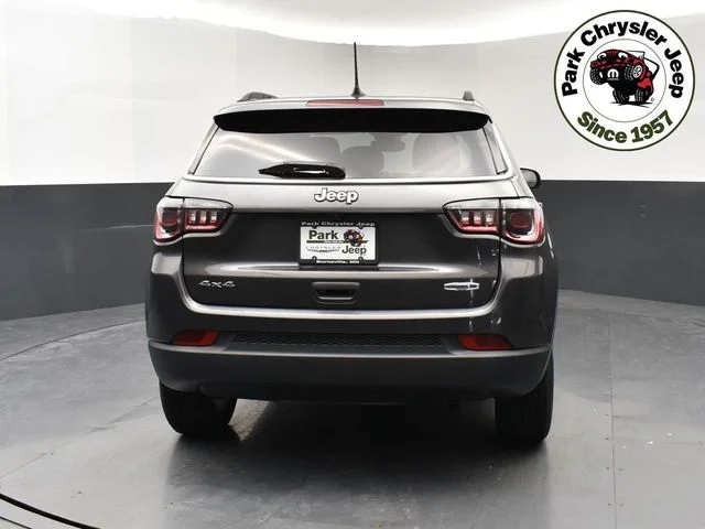 Used 2022 Jeep Compass Latitude with VIN 3C4NJDBB0NT234156 for sale in Burnsville, Minnesota