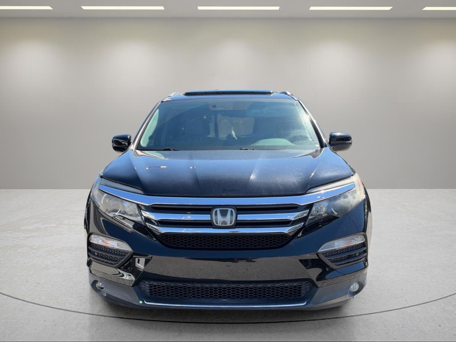 Used 2016 Crystal Black Pearl Honda Elite image 8