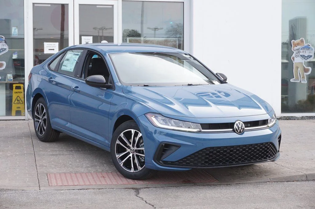 New 2026 Blue Volkswagen 1.5T Sport image 3