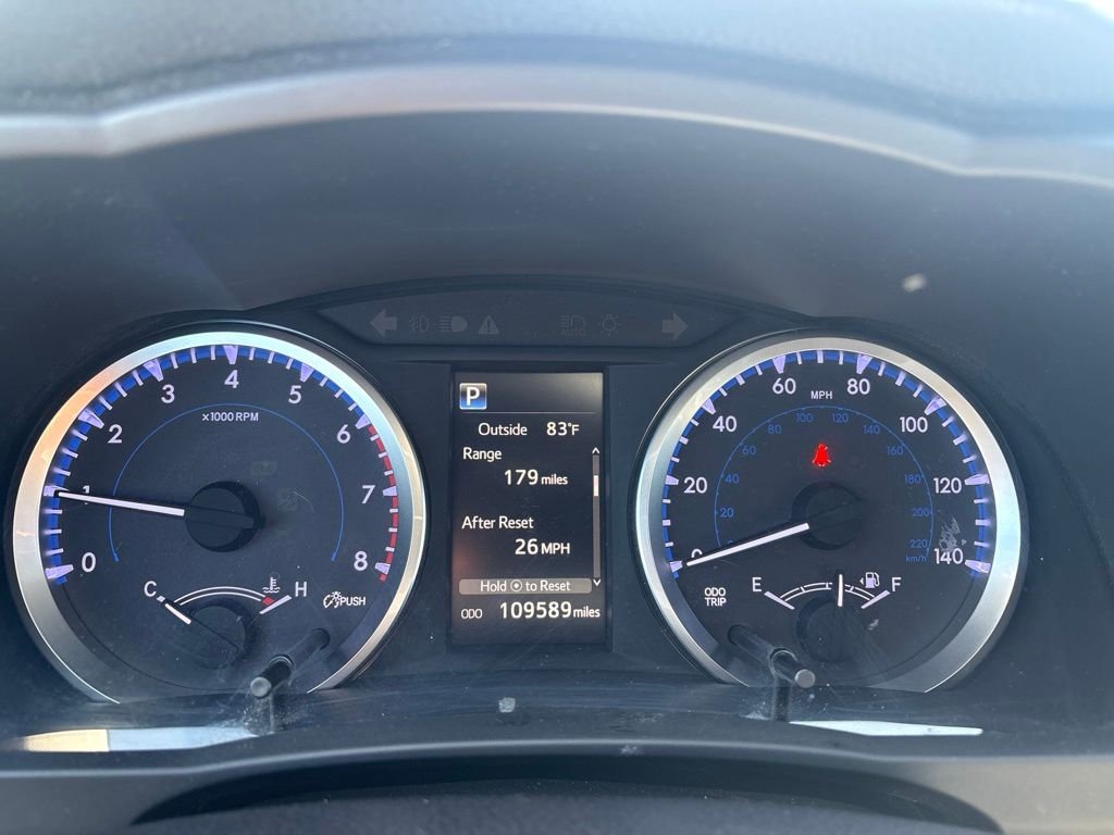 Used 2018 Blizzard Pearl Toyota LE image 14