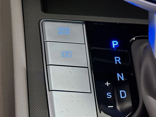 New 2026 Hyundai ELANTRA SEL Sport