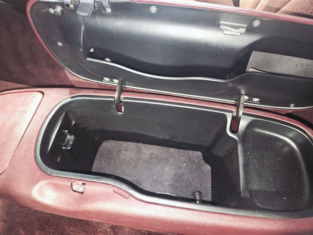 Used 1999 Summit White GMC BASE image 20